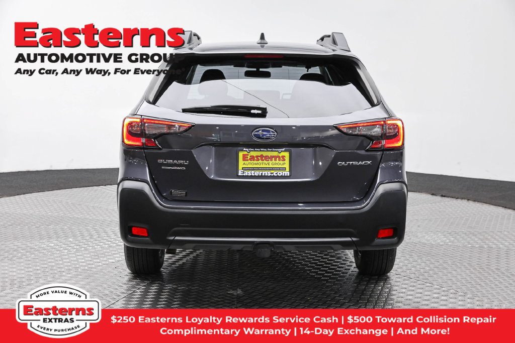 Used 2024 Subaru Outback Premium AWD/4WD image 7
