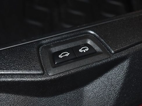 Certified 2025 BMW X7 xDrive40i image 33