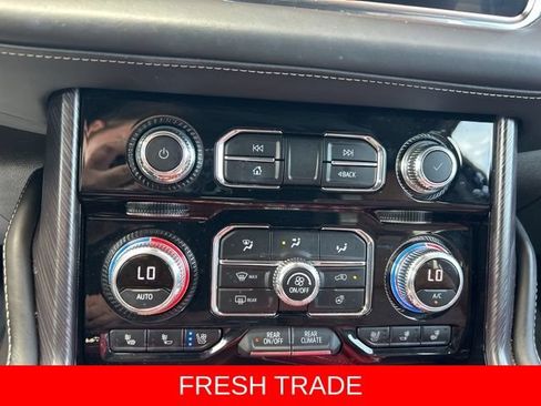 Used 2023 GMC Yukon Denali Ultimate AWD/4WD image 29