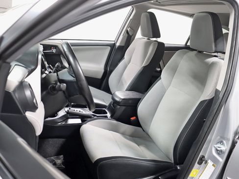 Used 2018 Toyota RAV4 XLE w/ Plus Extra Value Package AWD/4WD image 22