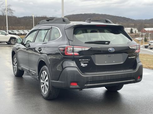 Certified 2025 Subaru Outback image 6