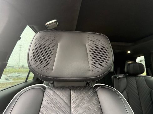 Certified 2026 Cadillac Vistiq Platinum w/ LPO, Floor Liner Package AWD/4WD image 32