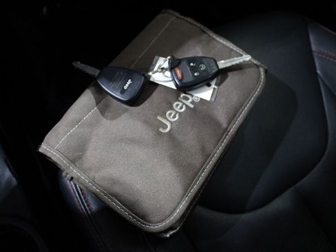 Used 2017 Jeep Wrangler Rubicon image 31