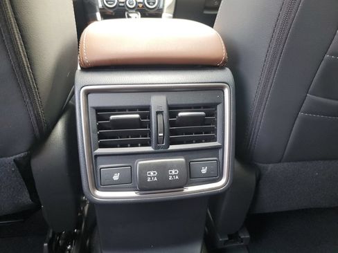 Certified 2023 Subaru Forester Touring AWD/4WD image 17