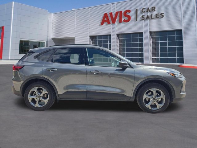 Used 2025 Ford Escape ST-Line AWD/4WD image 5