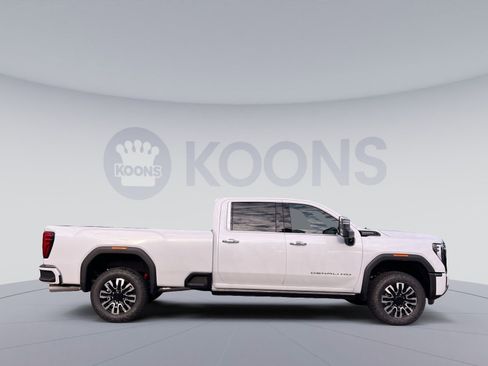 New 2026 GMC Sierra 3500 Denali Ultimate w/ Snow Plow Prep/Camper Package image 8