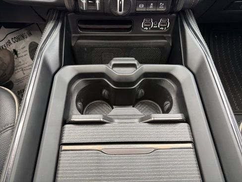 Used 2023 RAM 2500 Limited image 51