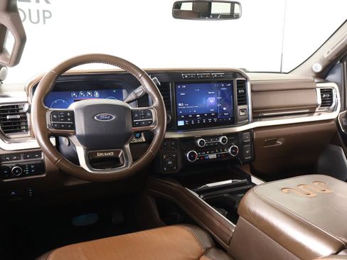 Used 2024 Ford F250 King Ranch w/ FX4 Off-Road Package AWD/4WD image 2