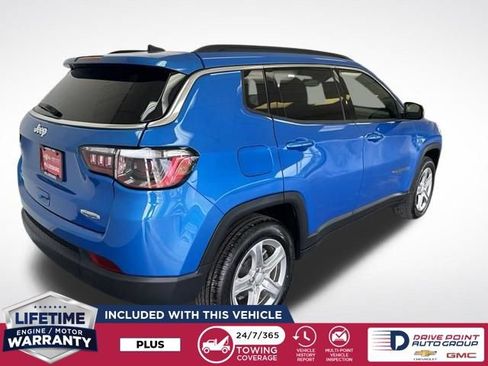 Used 2024 Jeep Compass Latitude AWD/4WD image 3