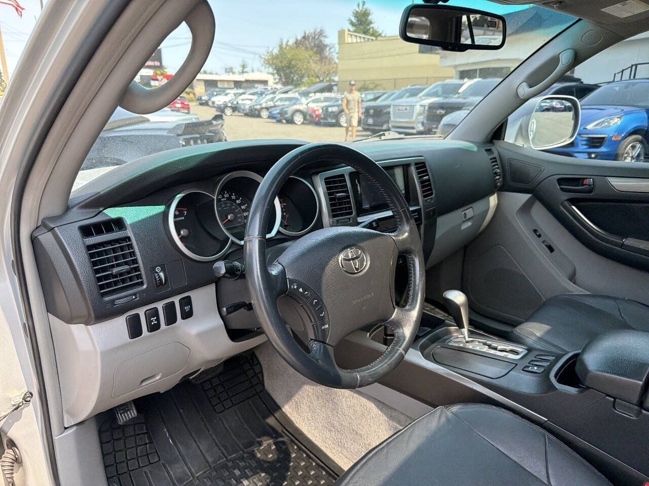 Used 2007 Toyota 4Runner Sport AWD/4WD image 32