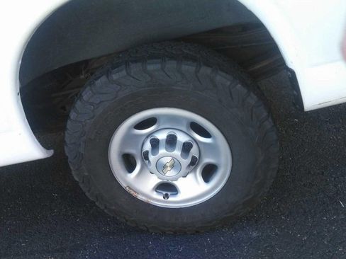 Used 2022 Chevrolet Express 3500 Extended w/ Driver Convenience Package image 22