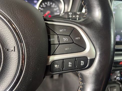 Used 2021 Jeep Compass Limited image 16