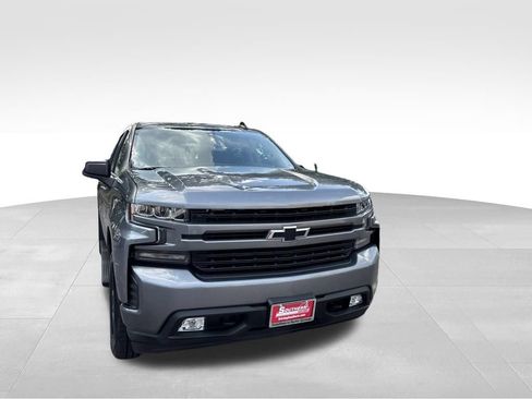 Used 2020 Chevrolet Silverado 1500 RST w/ RST Value Package AWD/4WD image 7