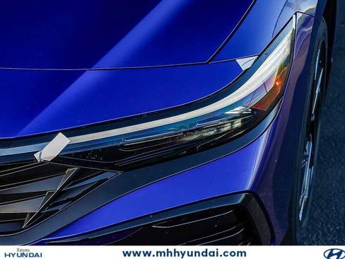 New 2026 Hyundai Elantra SEL Sport FWD image 8