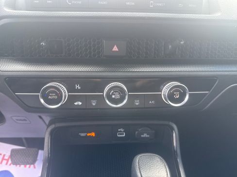 Used 2024 Honda CR-V LX image 12