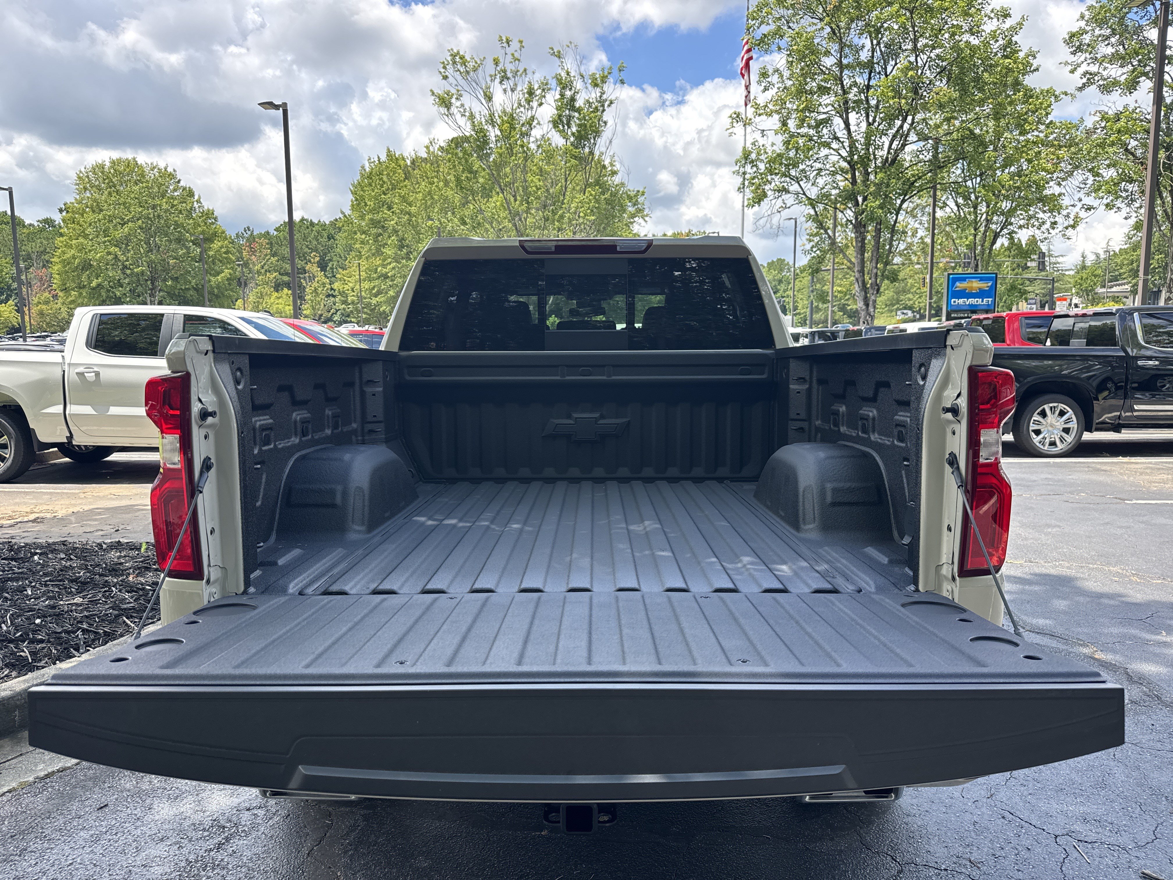 New 2026 Chevrolet Silverado 1500 RST w/ RST All Star Premium Package AWD/4WD image 19
