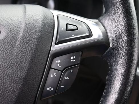 Used 2022 Ford Edge Titanium AWD/4WD image 15