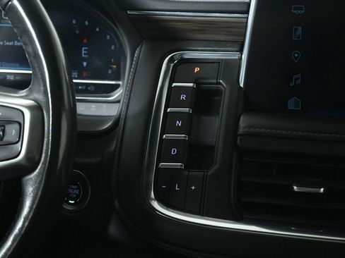 Used 2022 Chevrolet Tahoe LT w/ LT Signature Plus Package image 22