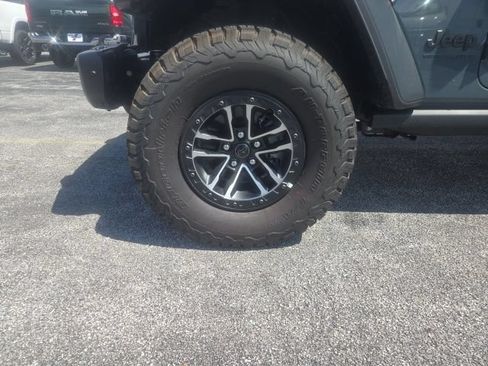 Used 2026 Jeep Wrangler Unlimited Rubicon 392 w/ Quick Order Package 27X Moab AWD/4WD image 5