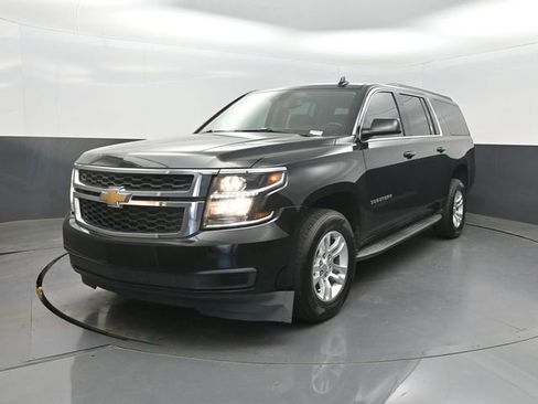Used 2020 Chevrolet Suburban LS w/ Enhanced Driver Alert Package RWD image 1