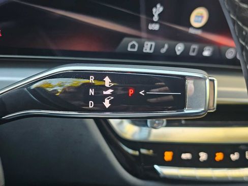 New 2026 Cadillac Lyriq V image 30