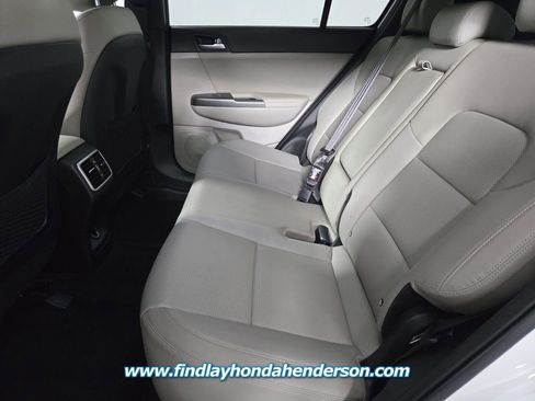 Used 2022 Kia Sportage Nightfall Edition image 11