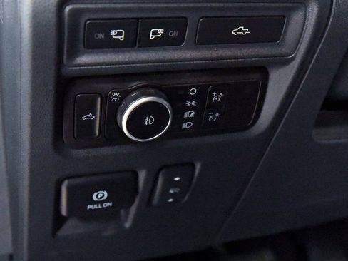 Used 2023 Ford F150 Lariat w/ Equipment Group 502A High image 17