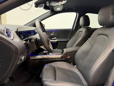 Certified 2025 Mercedes-Benz GLA 250 image 8
