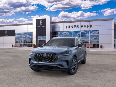 New 2026 Lincoln Aviator AWD image 2