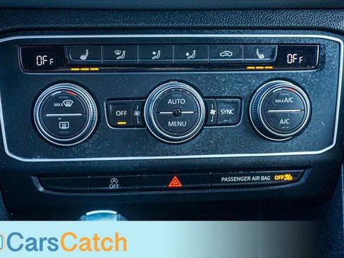 Used 2020 Volkswagen Atlas Cross Sport SE w/ Towing Package image 37