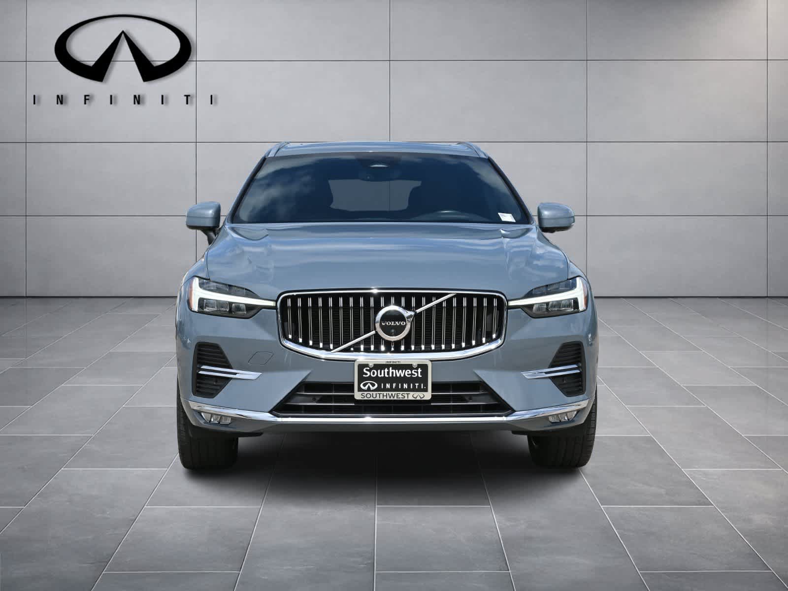 Used 2022 Volvo XC60 B6 Inscription w/ Advanced Package AWD/4WD image 2
