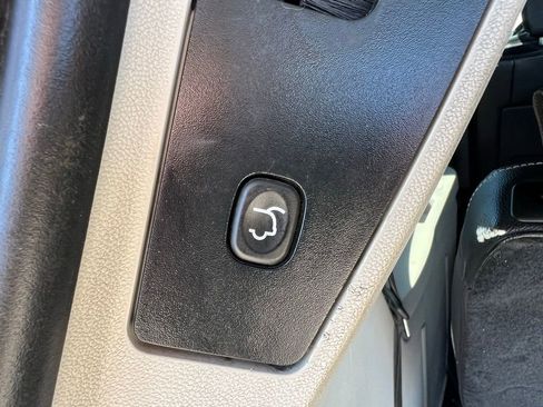 Used 2018 Dodge Grand Caravan SXT FWD image 21