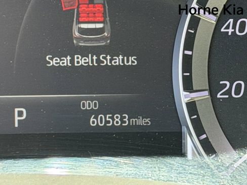 Used 2023 Toyota Highlander XLE FWD image 36