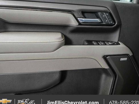 New 2026 Chevrolet Silverado 2500 ZR2 image 7