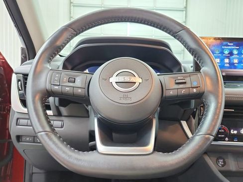 Used 2024 Nissan Rogue SL w/ SL Premium Package FWD image 25