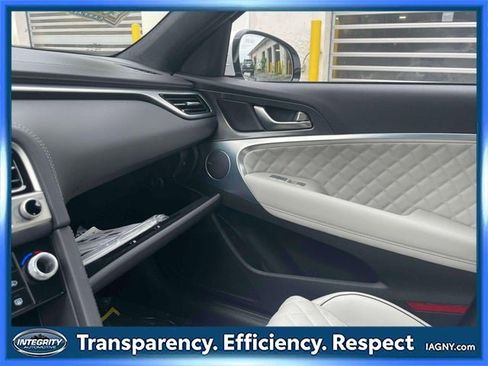 Used 2024 Genesis G70 3.3T Advanced w/ Sport Prestige Package image 35