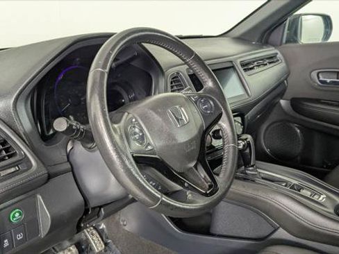 Used 2020 Honda HR-V Sport image 26