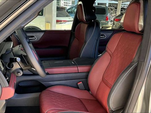 New 2026 INFINITI QX80 Autograph w/ Premium Cargo Package image 24