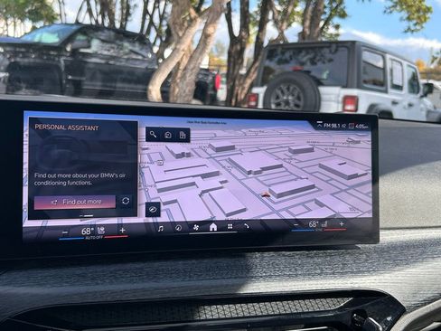 Used 2025 BMW 330i Sedan image 23