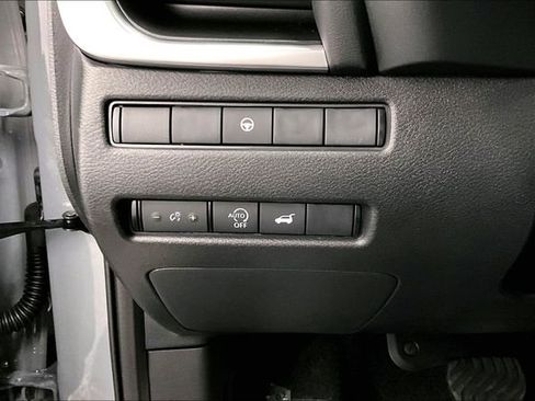 New 2026 Nissan Rogue SV AWD/4WD image 27