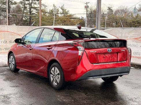 Used 2017 Toyota Prius Two w/ Prius Two Safety Plus Package image 9