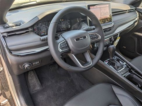 New 2025 Jeep Compass Limited w/ High Altitude Package image 9