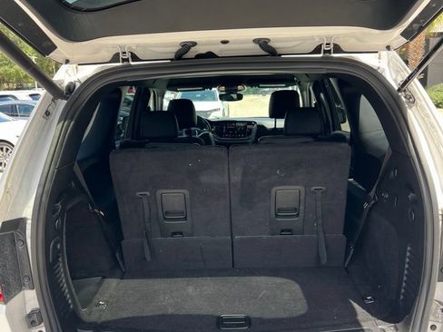 Used 2021 Dodge Durango GT RWD image 11