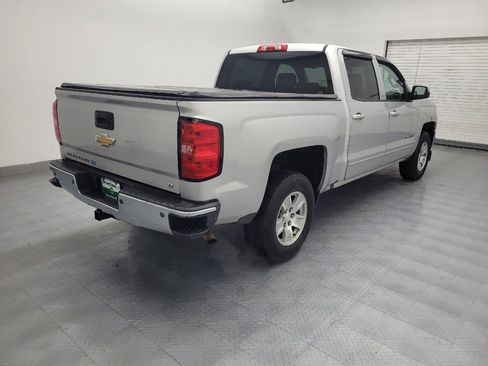 Used 2018 Chevrolet Silverado 1500 LT w/ LT Eassist Package image 9