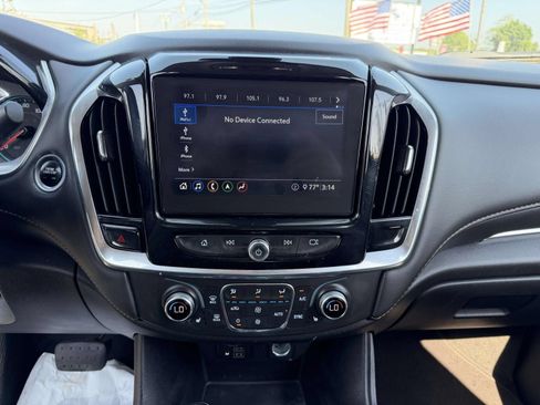 Used 2020 Chevrolet Traverse LT w/ LT Premium Package AWD/4WD image 26