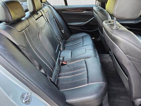 Used 2018 BMW 530e xDrive image 20