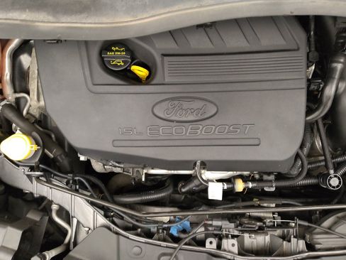 Used 2018 Ford Escape SE FWD image 30
