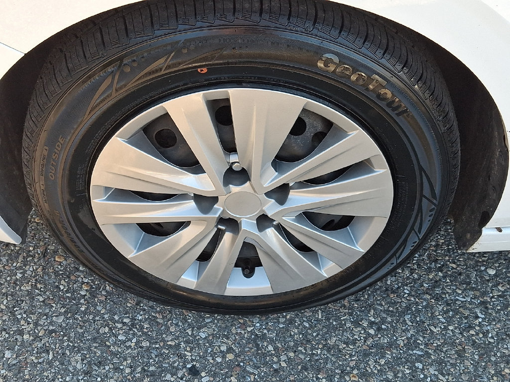 Used 2022 Nissan Sentra S w/ Electronics Package FWD image 9