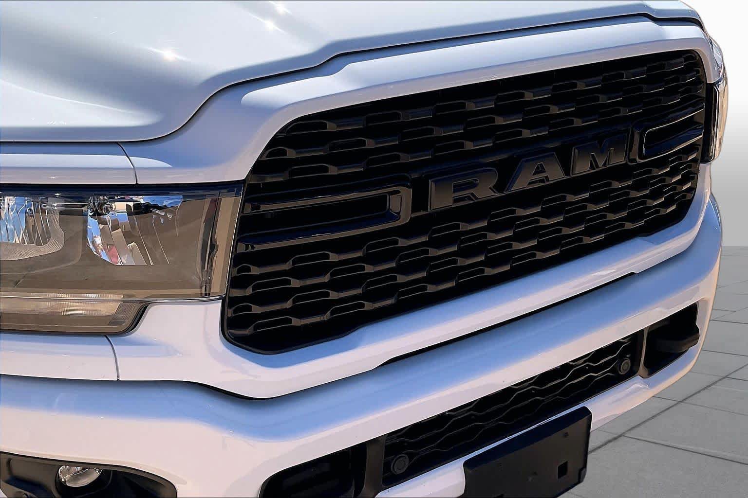 Used 2022 RAM 3500 Big Horn w/ Night Edition AWD/4WD image 29