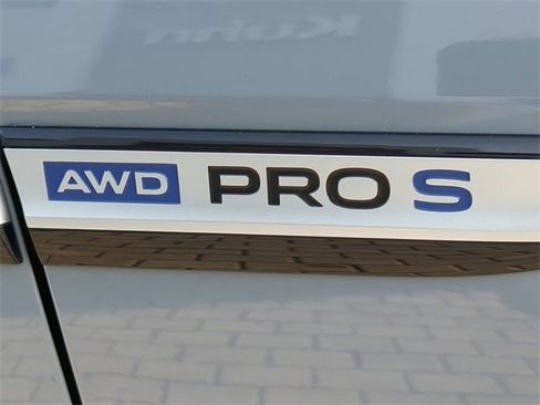 Certified 2021 Volkswagen ID.4 Pro S w/ Gradient Package image 11